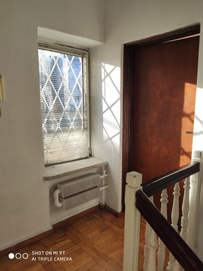 Popularna Guest Home Varsavia Esterno foto